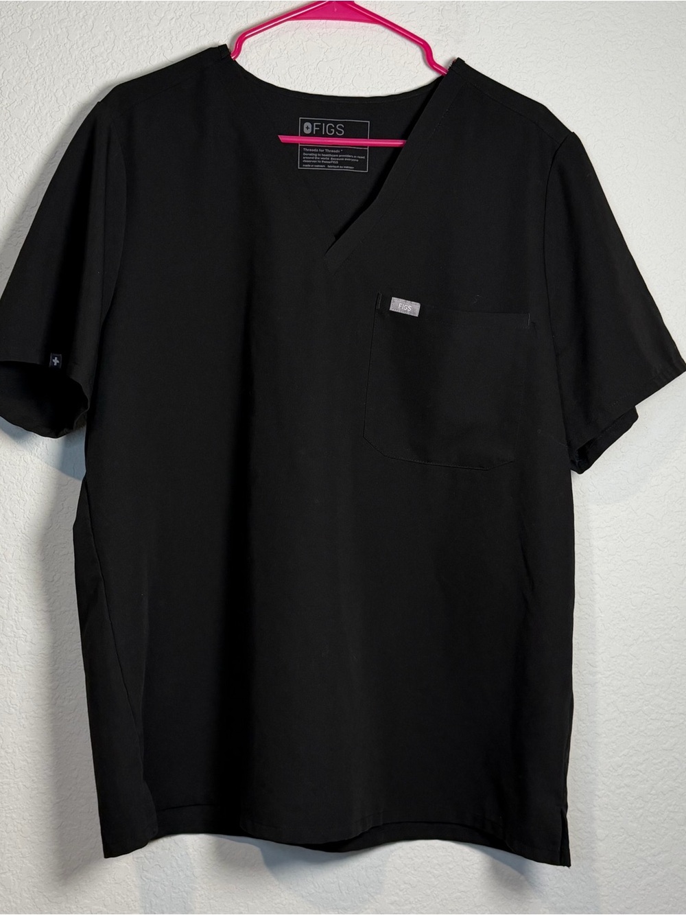 FIGS Black Catrina One Pocket Scrub Top